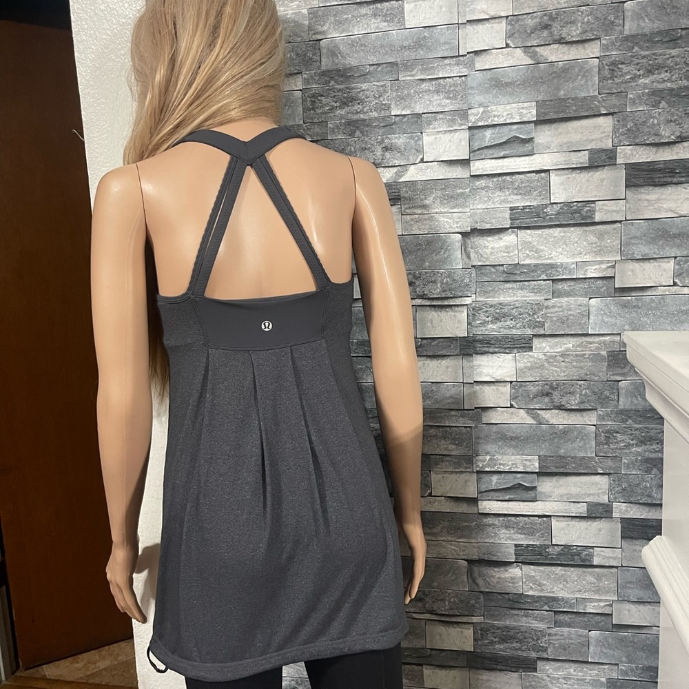Lululemon"Power Technique Tank - Picture 4 of 16